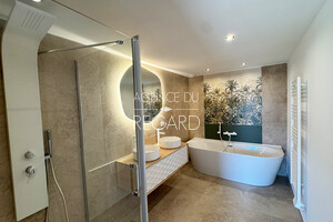 property with sea view in Cavalaire