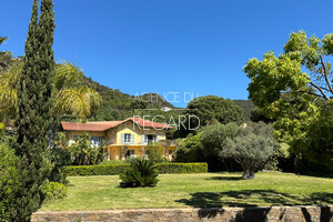 property with sea view in Rayol Canadel