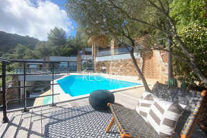 property with sea view in Gaou B�nat