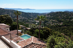 property with sea view in Cavalaire
