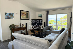 property with sea view in Giens