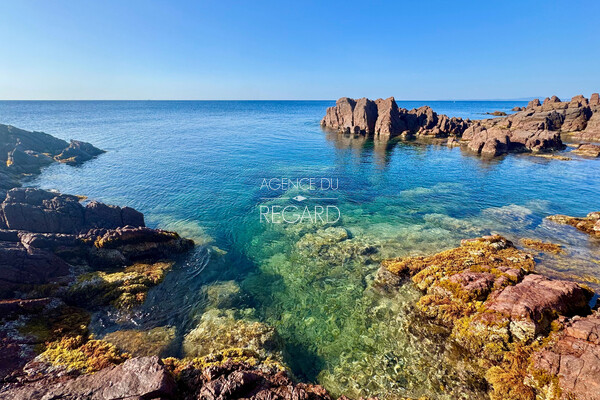 Waterfront property in Saint-Raphal