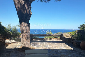 property with sea view in Gaou B�nat