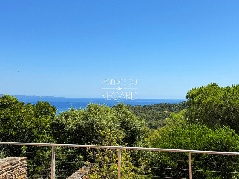 Property with sea view in Gaou B�nat UNDER SALE COMPROMISE