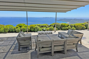 property with panoramic sea view in Le Lavandou