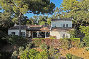 property in Cap B�nat