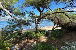 property with sea view in Gaou B�nat