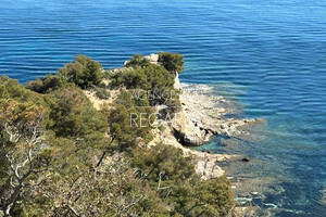 waterfront apartment in le Lavandou